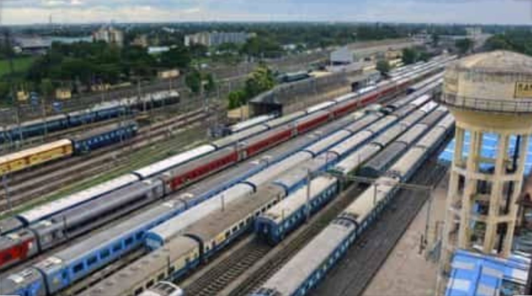 लखनऊ से 12 सितंबर से चलेंगी शताब्दी,एसी सुपरफास्ट 14 ट्रेनें