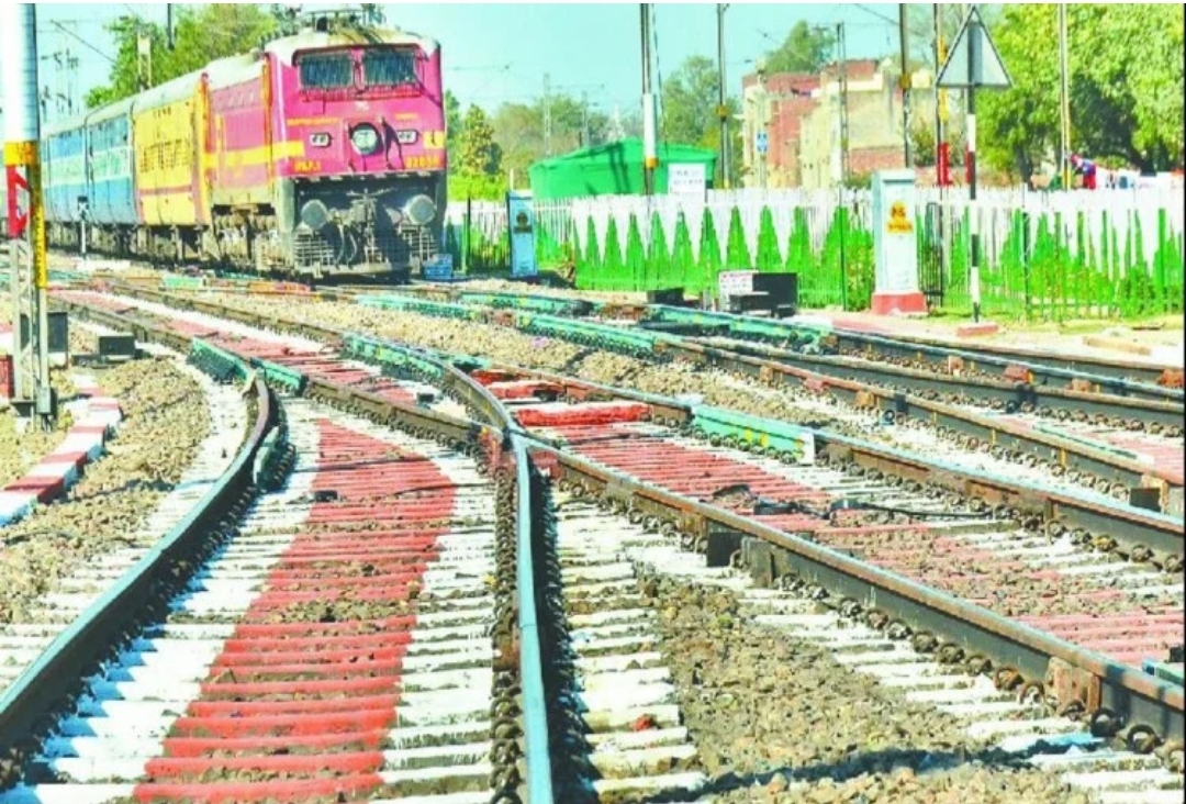  रेलवे ने देश भर में 300 ट्रेनों को निरस्त किया